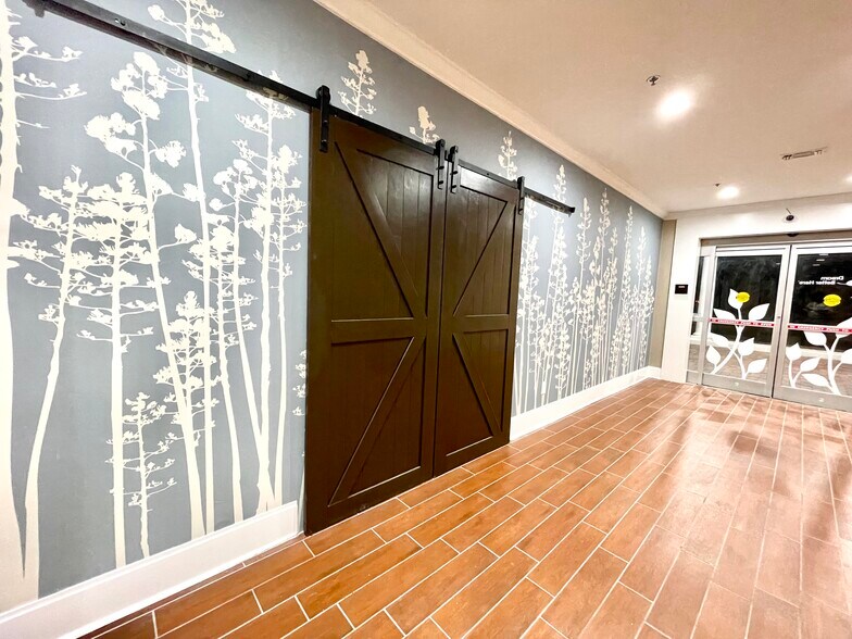 More Photos Of 4577 E Highway 20, Niceville Hotel For Sale