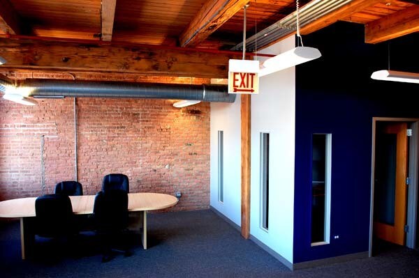 More Photos Of 700 N Sacramento Blvd, Chicago Loft Creative Space For Lease