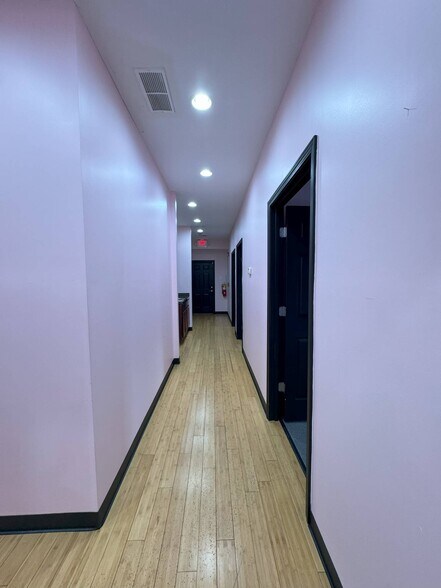 More Photos Of 192 W Campground Rd, McDonough Office For Lease