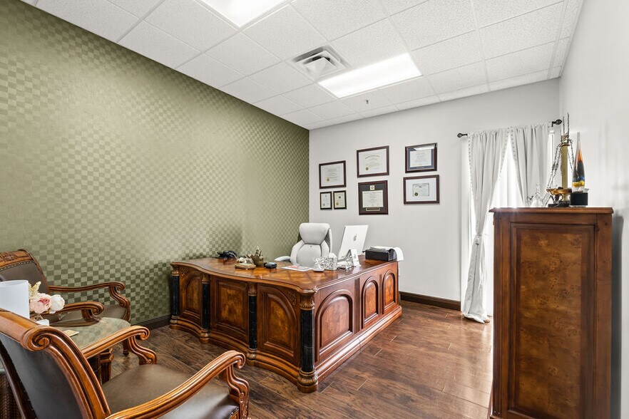 More Photos Of 6996 Piazza Grande Ave, Orlando Office For Lease