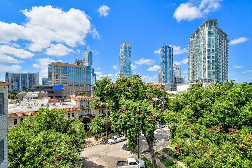 More Photos Of 702 San Antonio St, Austin Loft Creative Space For Sale