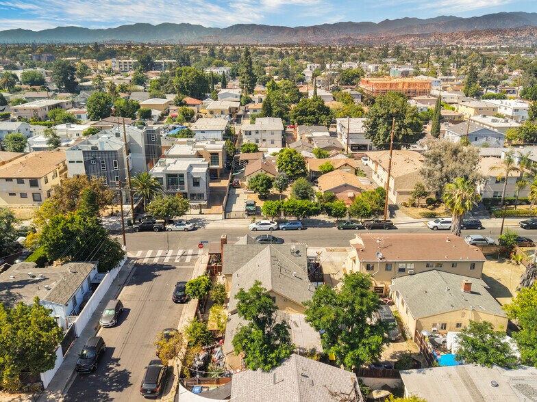 More Photos Of 11234 Hatteras St, North Hollywood Apartments For Sale