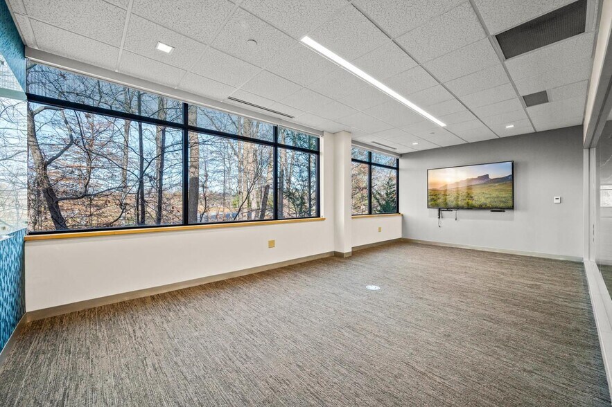 More Photos Of 690 Stockton Dr, Exton Office For Lease