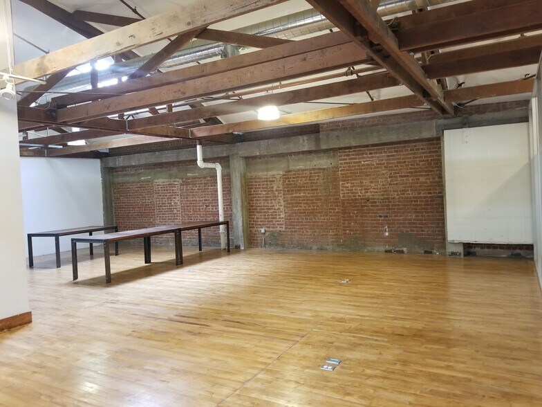 More Photos Of 1800 Essex St, Los Angeles Office Residential For Lease