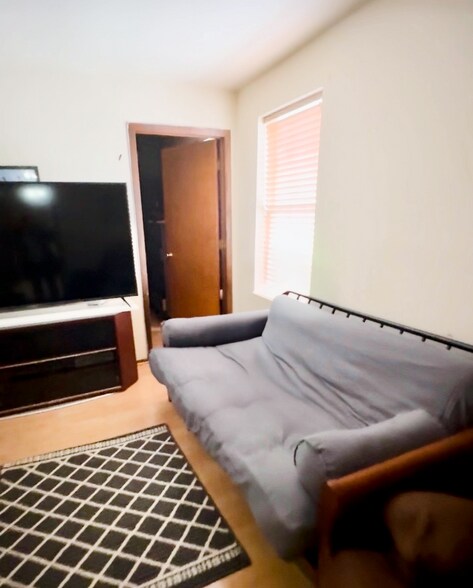 More Photos Of 109-111 Fleming Ave, Newark Apartments For Sale