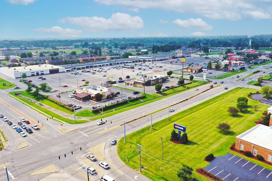 More Photos Of 4600 Frederica St, Owensboro Unknown For Lease