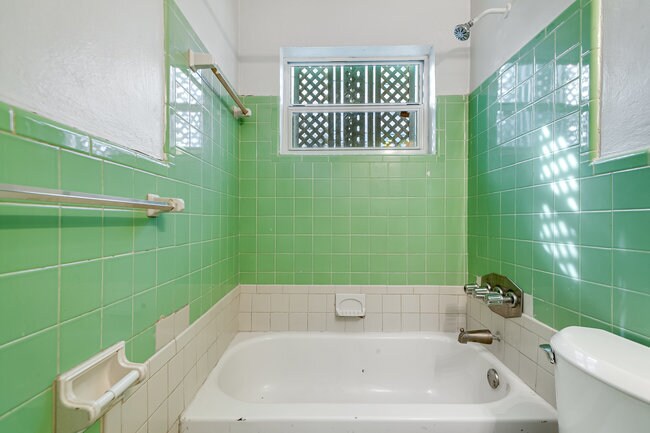 More Photos Of 426 NW 14th Ave, Fort Lauderdale Apartments For Sale