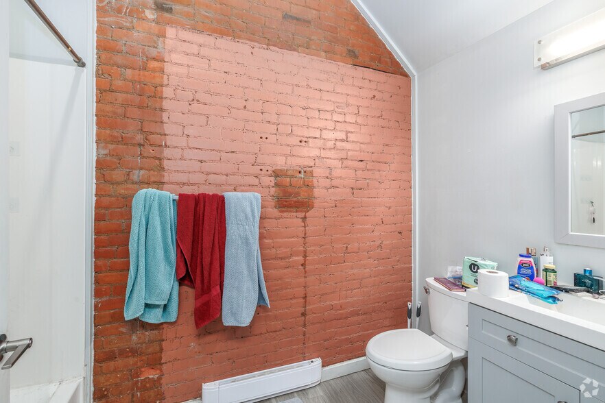 More Photos Of 77 Main St, Cortland Apartments For Lease