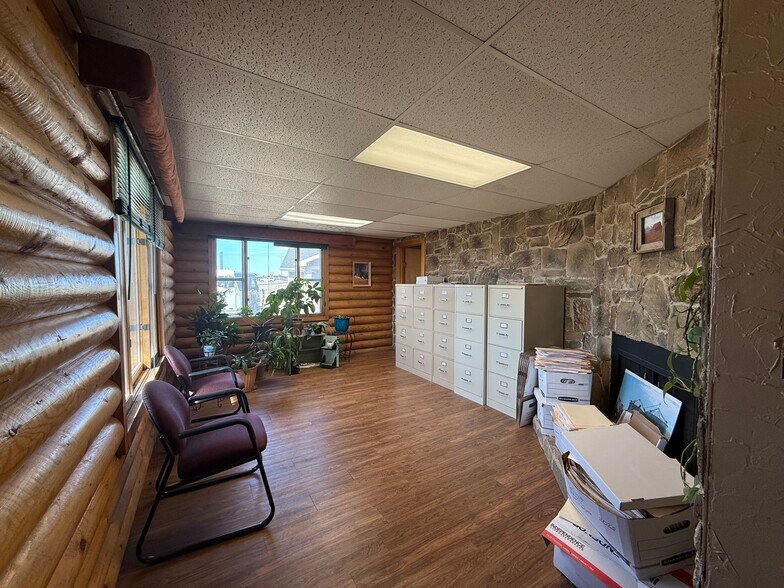 More Photos Of 35 5th Ave, Belle Fourche Office For Sale
