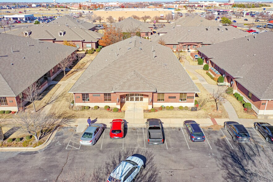 More Photos Of 1010 24th Ave NW, Norman Medical For Lease