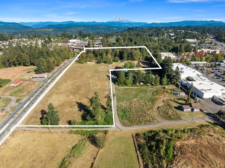 More Photos Of 16370 Bell St, Sandy Land For Sale