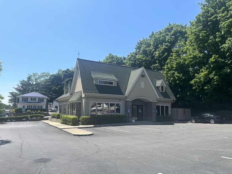 Primary Photo Of 351 Fort Salonga Rd, Northport Medical For Sale