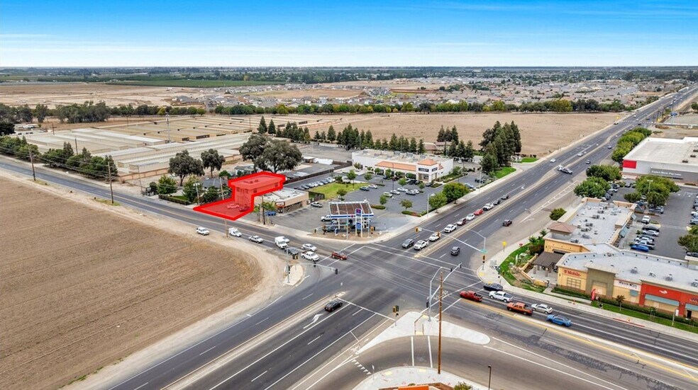 More Photos Of 1088 N Mooney Blvd, Tulare Freestanding For Lease