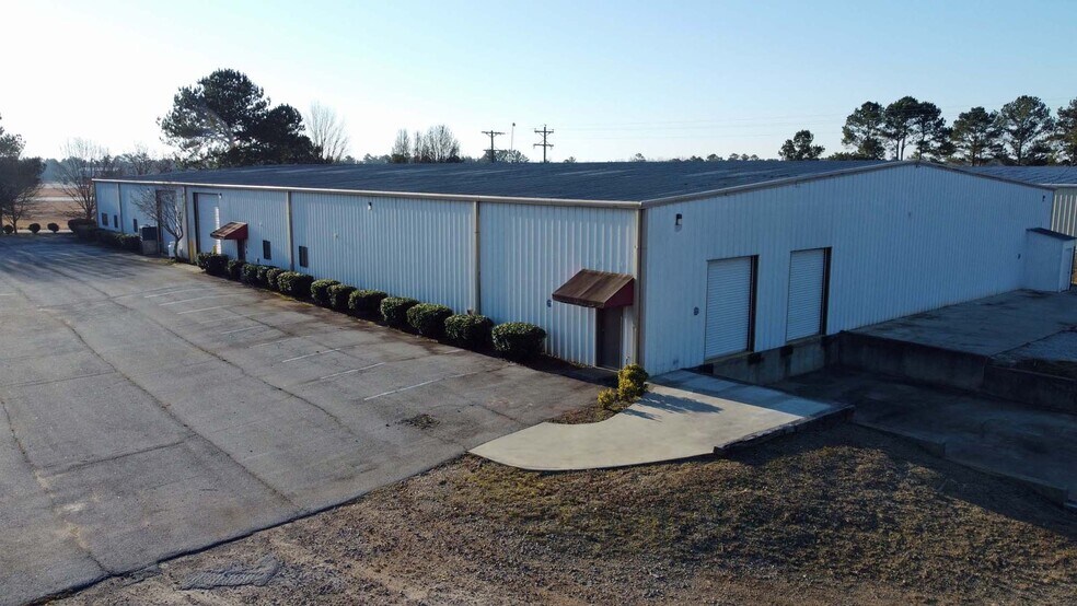 Primary Photo Of 1498 Airport Rd, Greensboro Warehouse For Lease