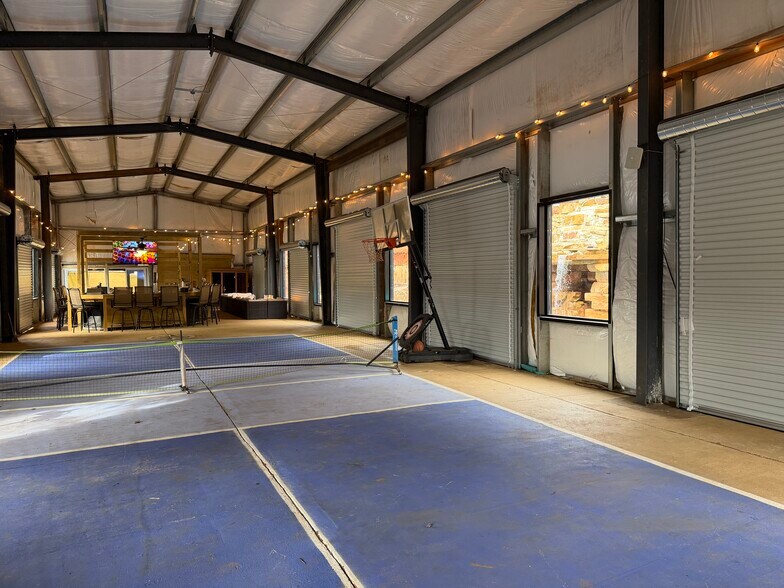 More Photos Of 2003 Bend of the Riv, Hiawassee Lodge Meeting Hall For Sale