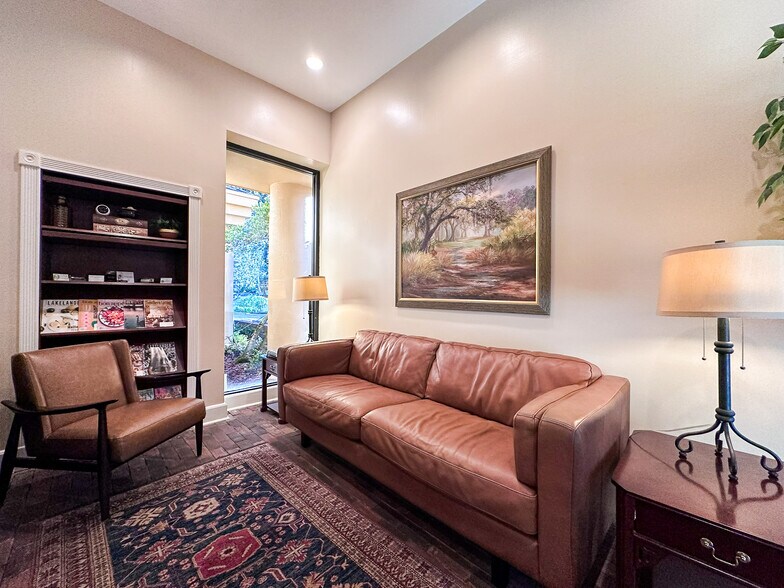 More Photos Of 1102 S Florida Ave, Lakeland Office For Lease