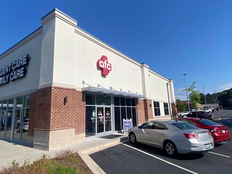 More Photos Of 1302 W Walnut Ave, Dalton Storefront For Sale