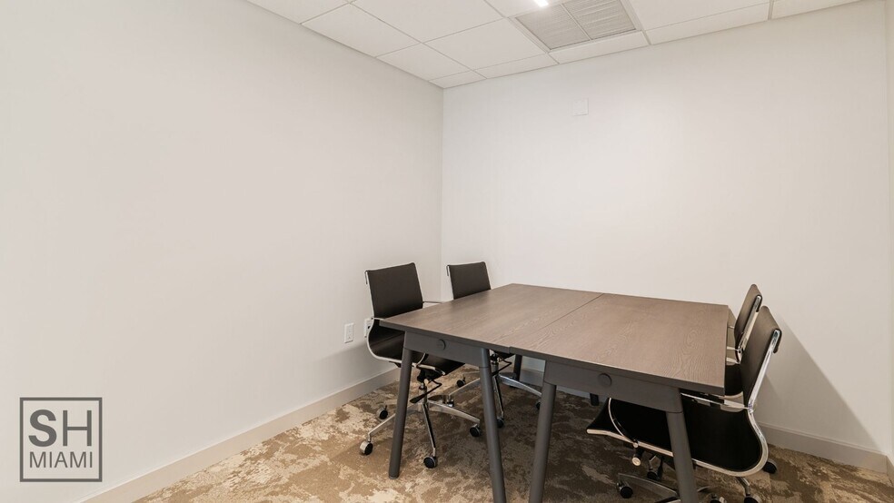 More Photos Of 820 W 41st St, Miami Beach Coworking Space