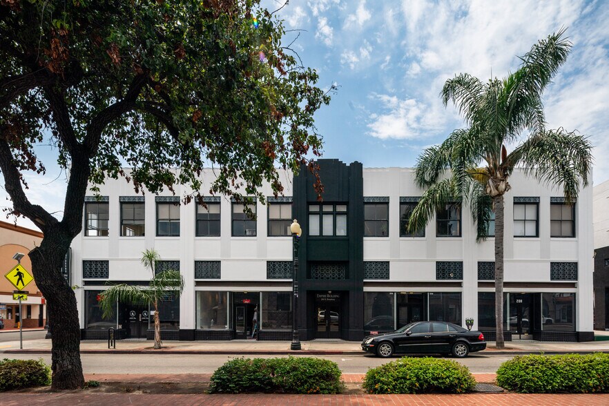 More Photos Of 200-208 N Broadway, Santa Ana Storefront Retail Office For Lease