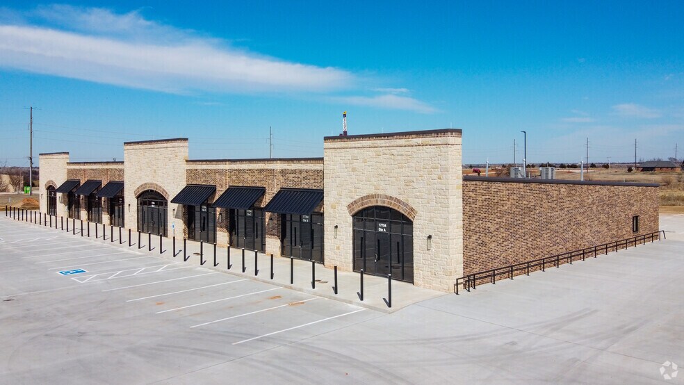 More Photos Of 17784 N MacArthur Blvd, Edmond General Retail For Lease