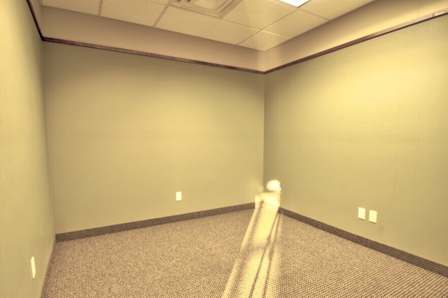 More Photos Of 2425 W Central Ave, Missoula Office For Lease