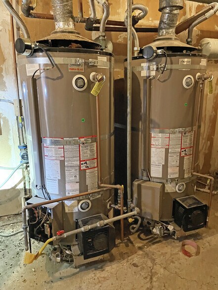 More Photos Of 2451 Seminary Ave, Oakland Apartments For Sale