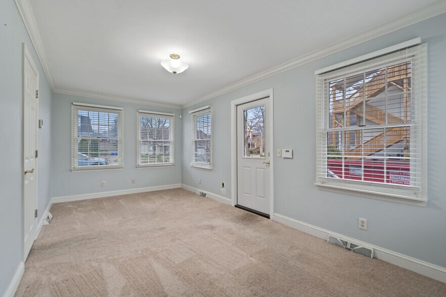 More Photos Of 396 4th St, Beaver Office Residential For Sale