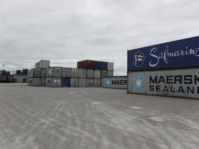 More Photos Of 10900 Memphis Ave, Brooklyn Truck Terminal For Lease