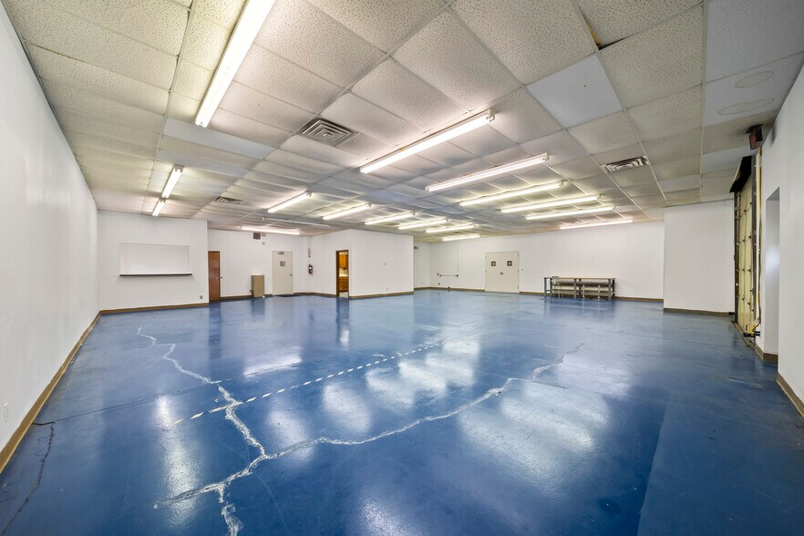 More Photos Of 1815 W Detroit St, Broken Arrow Service For Lease