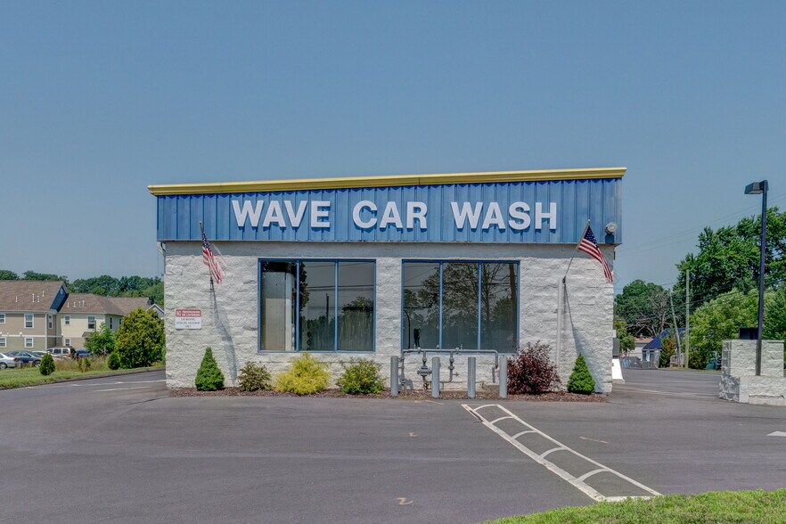 More Photos Of 2360 Corbin Ave, New Britain Carwash For Sale
