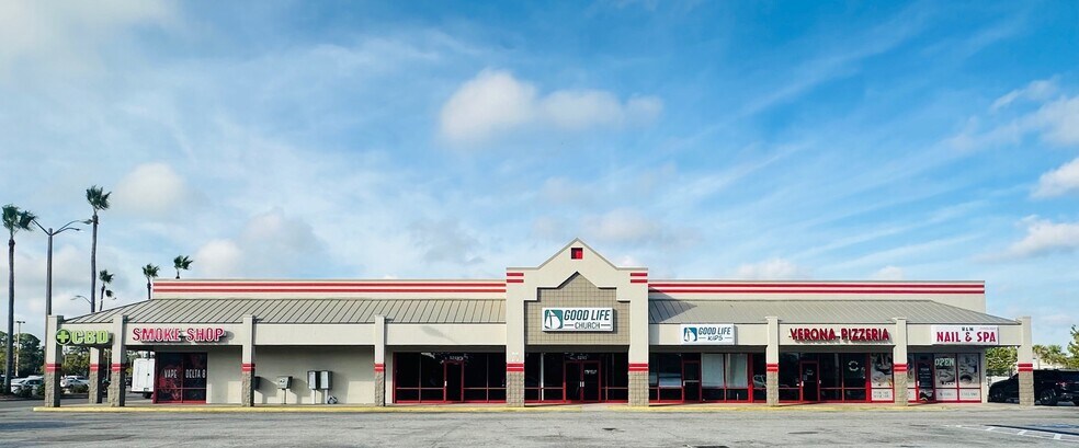 More Photos Of 5165-5261 33rd St E, Bradenton Storefront For Sale