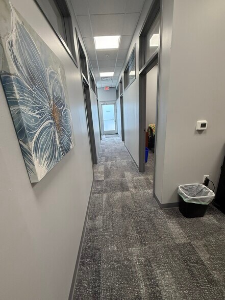 More Photos Of 2212 Murray Ave, Pittsburgh Office Residential For Lease