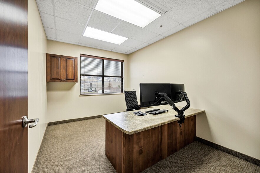 More Photos Of 3775 N 200 W, Hyde Park Service For Lease