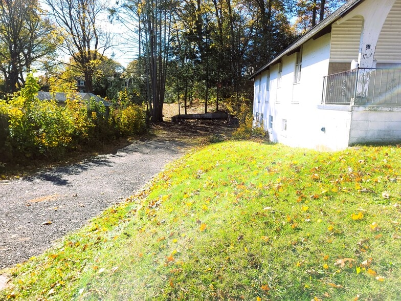 More Photos Of 96 Lewiston Ave, Willimantic Religious Facility For Sale