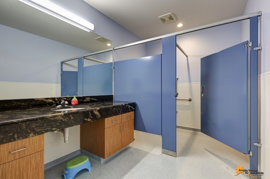 More Photos Of 1075 S Inner Springer Loop, Palmer Industrial For Sale