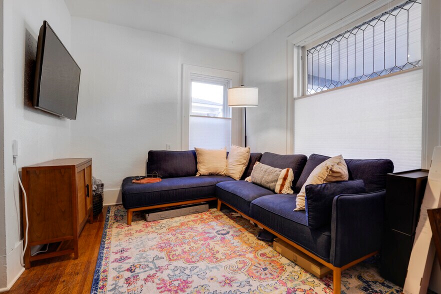 More Photos Of 1568 Vine St, Denver Apartments For Sale