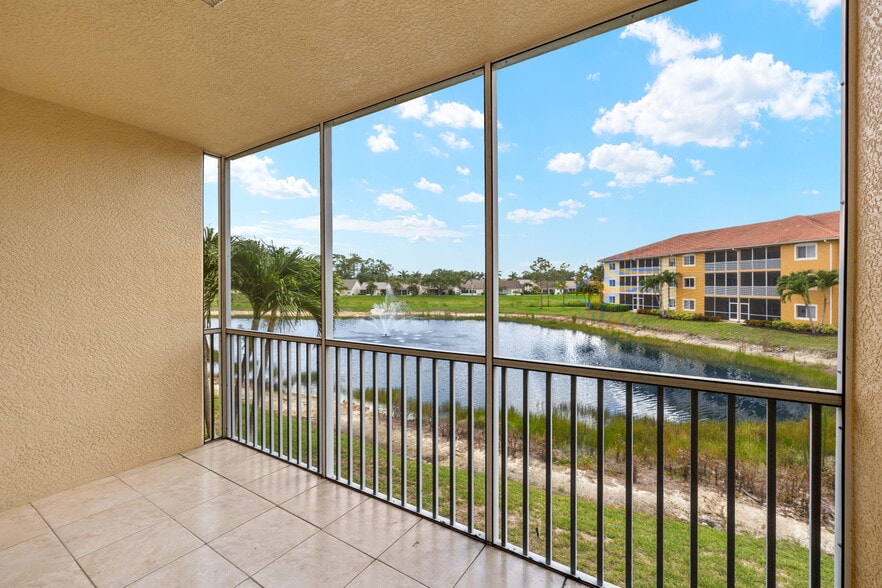 More Photos Of 10000-10030 Maddox Ln, Bonita Springs Apartments For Sale