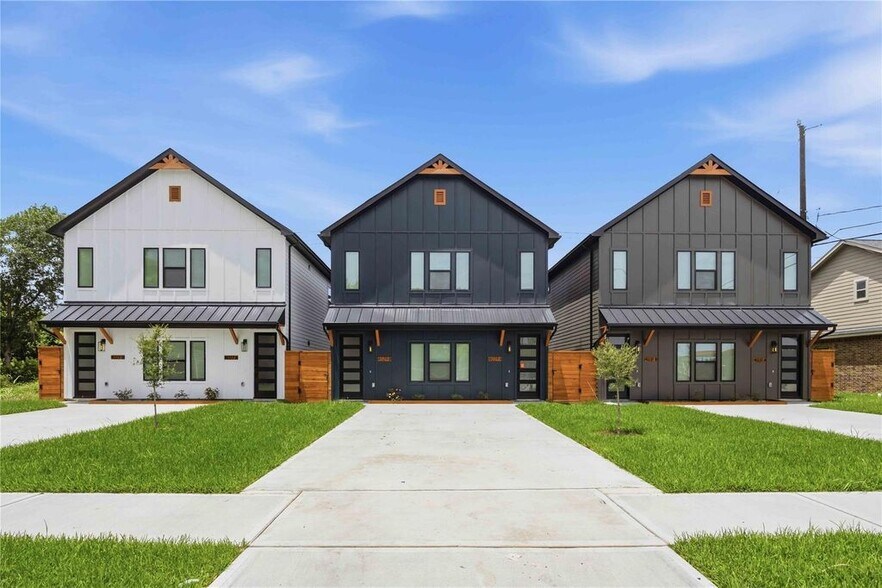 More Photos Of 4029 Cork Dr, Houston Apartments For Sale