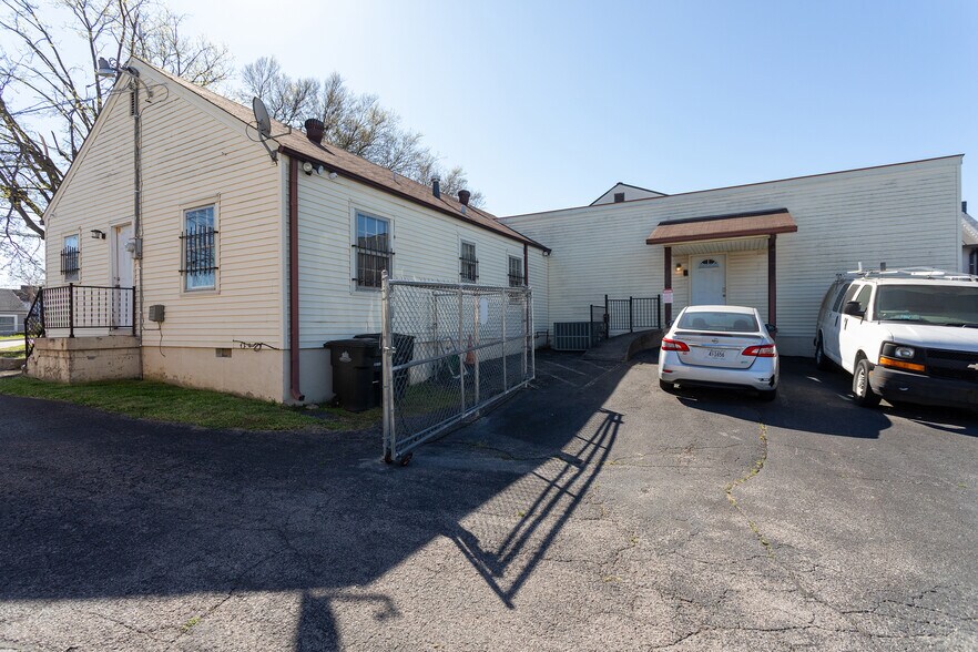 More Photos Of 2807 Foster Ave, Nashville Office For Sale