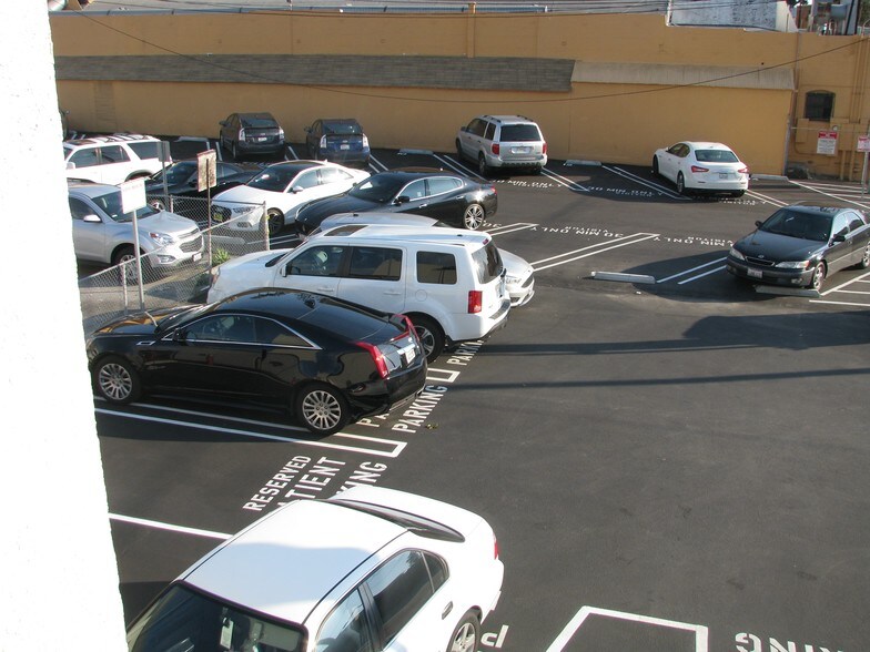 More Photos Of 314-316 E Broadway, Glendale Medical For Lease