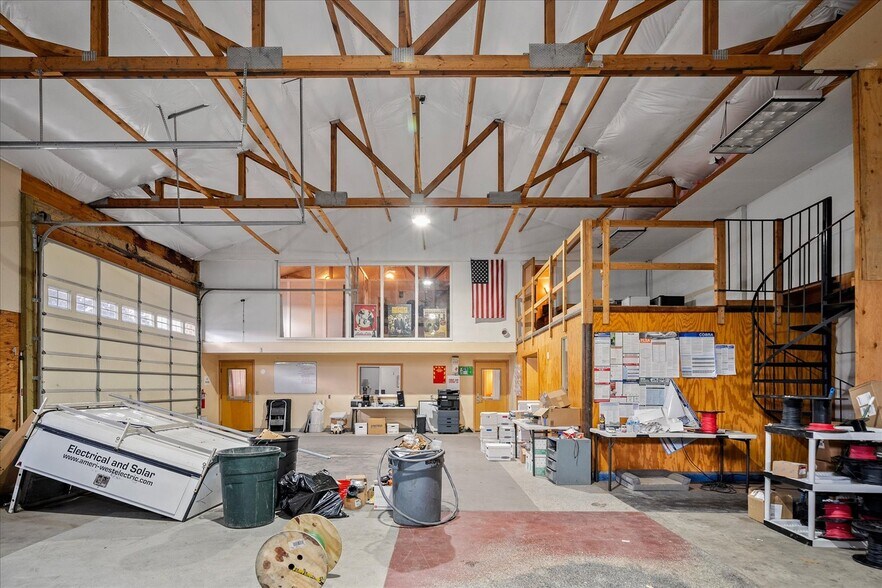 More Photos Of 17220 E Cowley Ave, Spokane Valley Warehouse For Sale
