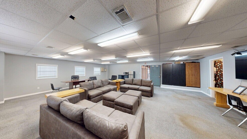 More Photos Of 565 Thomas St, Camilla Industrial For Sale