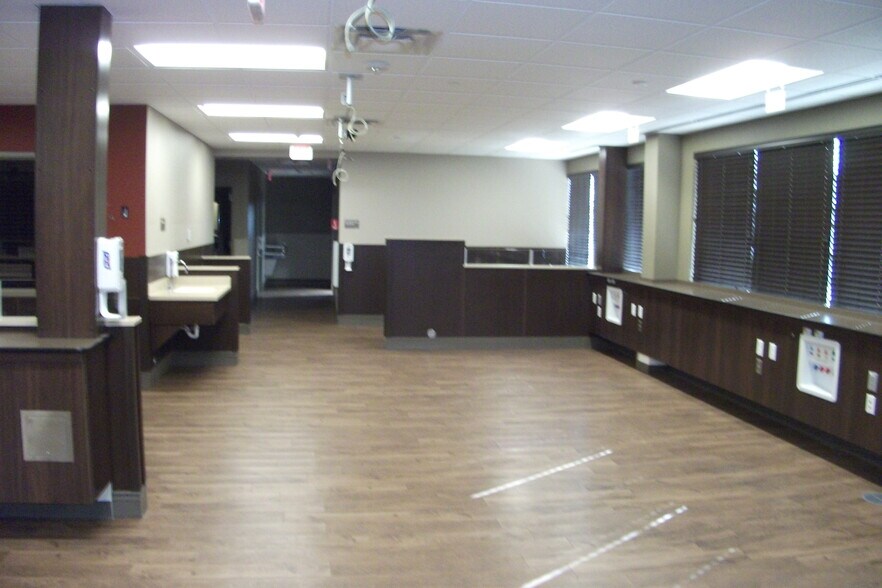 More Photos Of 1300 Venture Way, Casper Office For Lease