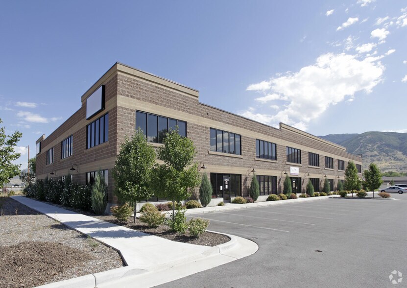 More Photos Of 803 N 1250 W, Centerville Warehouse For Lease