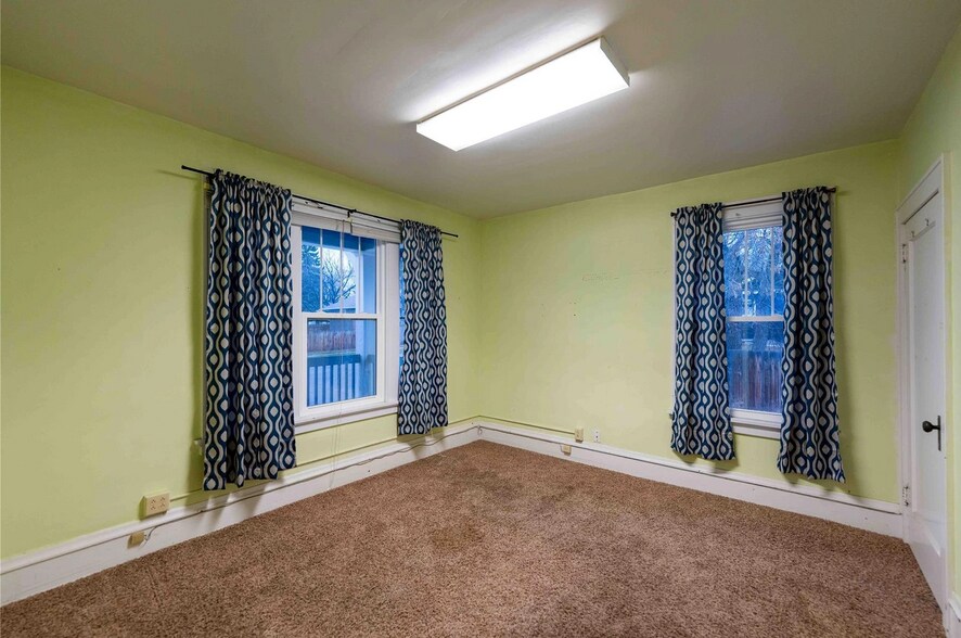 More Photos Of 1601 Central Ave, Great Falls Religious Facility For Sale