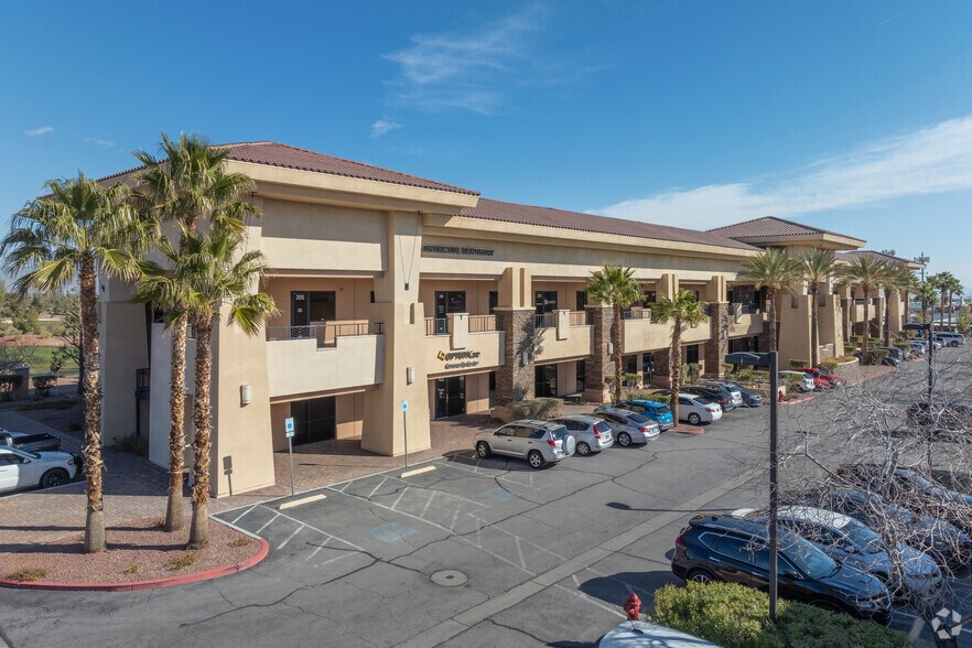 Primary Photo Of 8670 W Cheyenne Ave, Las Vegas Medical For Lease