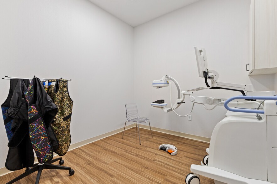 More Photos Of 12530 Lebanon Rd, Frisco Medical For Lease