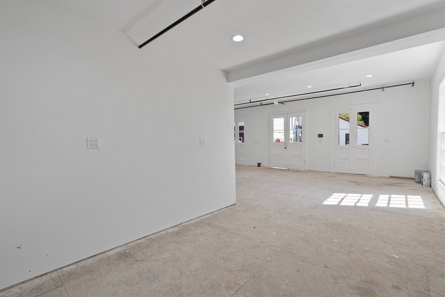 More Photos Of 107 3rd St, San Juan Bautista Storefront Retail Residential For Lease