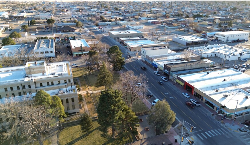 More Photos Of 107 E Washington Ave, Lovington General Retail For Sale