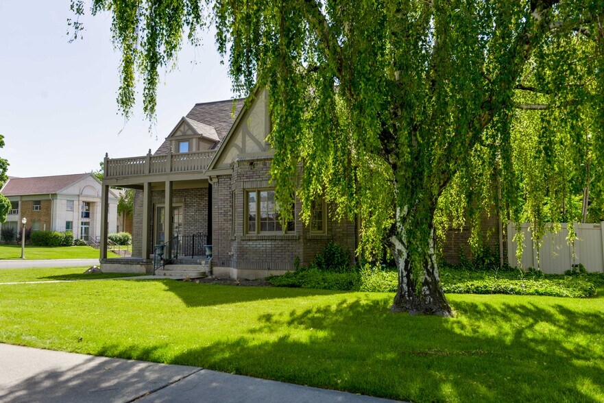 More Photos Of 109 N Main St, Springville Office For Lease